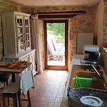 Chez Patoue Et D'hotes