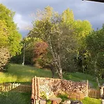 Chez Patoue Et D'hotes דירה Sanvensa