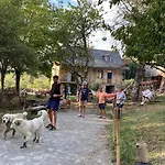 דירה Chez Patoue Et D'hotes Sanvensa