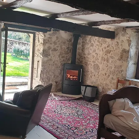 Apartment Chez Patoue Et D'hotes *