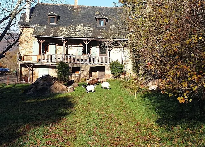 Chez Patoue Et D'hotes شقة