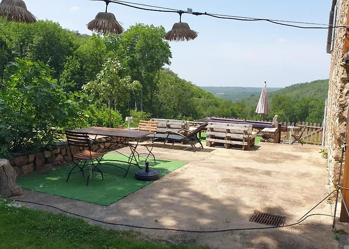 Chez Patoue Et D'hotes Sanvensa